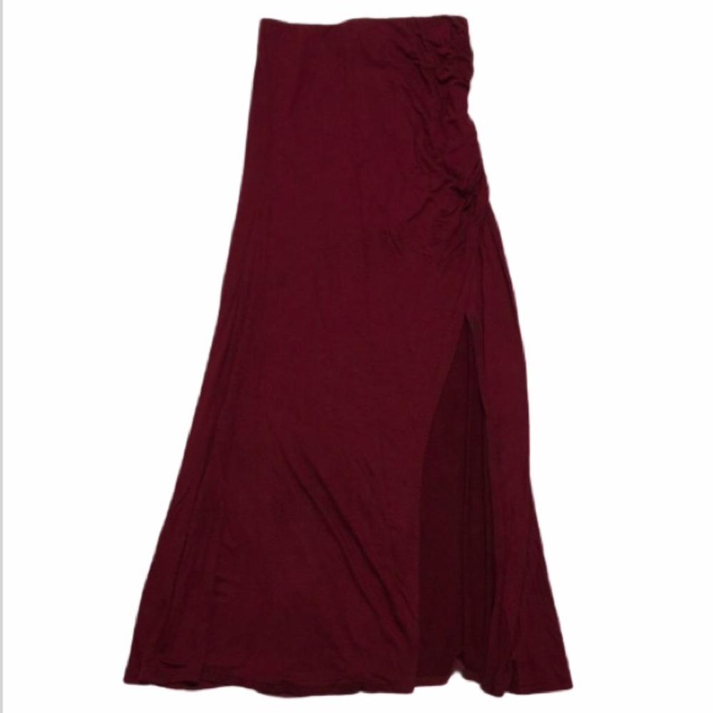 Bella D maxi skirt slit side size S wine color